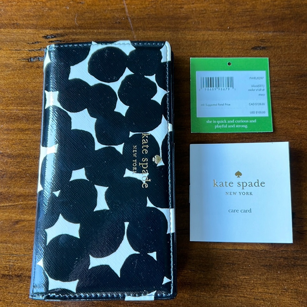 Kate spade NWT wallet